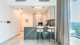 Modern & Cozy 1BR in Business Bay with Pool View - 10AB05 - 3