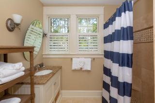 FH222: 222 Fish Hawk - 4