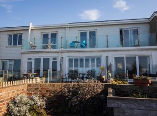 Serenity "your calm seafront retreat" By Air Premier - 5