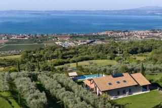 Villa Ceriel Lakeview retreat - 3