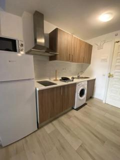 Acojedor Estudio En Benal Beach - 4