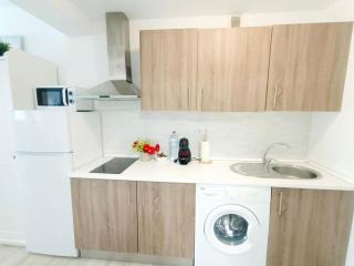 Acojedor Estudio En Benal Beach - 5