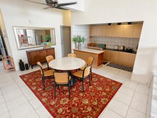 3BR Luxury Seafront Apartment with Beach Access ,RegencyTanjungTuanBeachResort - 5