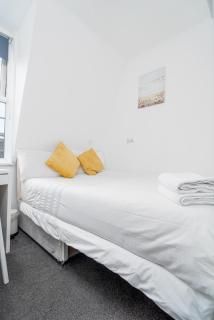 Russel Square Rooms - 7