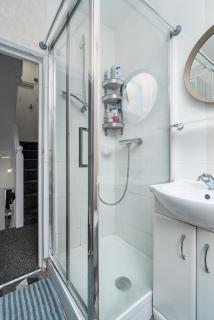 Russel Square Rooms - 8