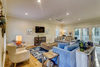 AV11-32: 11 32nd Avenue - 6