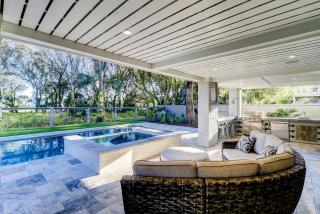 AV3-39: 3 39th Avenue - 8