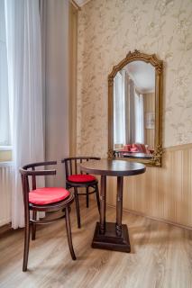 Vary Vista Apartment - 8