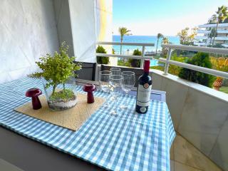 Evans Realty BW Puerto Banús Parking & Gym - 0