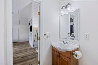 BWW31: 31 Beachwood West - 2