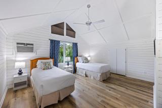 BWW31: 31 Beachwood West - 1