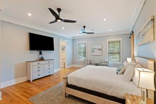 HN2307: 2307 Hartnett Blvd. - 6