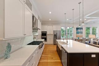 HN2307: 2307 Hartnett Blvd. - 4