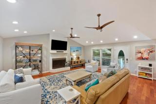 AV3-20: 3 20th Avenue - 8