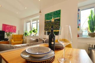 Shelter & Friends at Trnavské mýto - 7