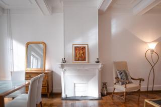 La Belle Époque Apartment - 8