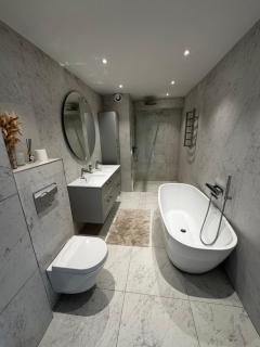 Radhus med 100m till avskild badplats - Vaxholm - 2