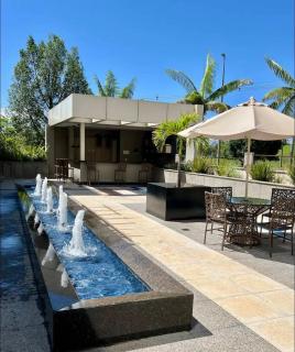 Flat aconchegante - Perto de Tudo - Vista Livre - Estacionamento privativo e Portaria 24h - Wi-Fi 600mbps - 8