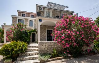 Apartman Mara by Villas Guide - 3