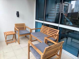 Spacious 1BR Loft at BGC Uptown Parksuites - 8