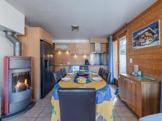 3 pièces à Morzine, centre, proche pistes, 3*, WiFi, balcon, parking, jacuzzi, animaux OK, 6 pers - FR-1-754-37 - 4