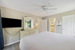 FR476: 476 Fiddlers Reach - 9