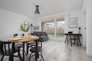 Warsaw Cozy Apartment with Parking and Garden by Noclegi Renters - 7