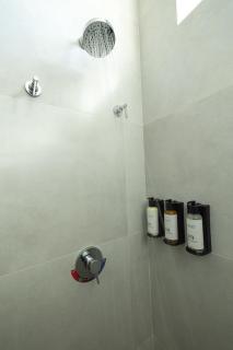 Morada Inn Hotel - 1