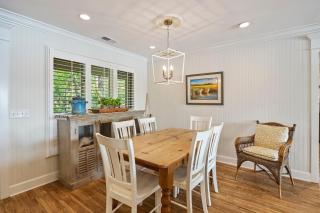 IC05: 5 Inlet Cove - 5