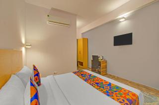 FabHotel The Vibe - Nr SR Nagar Metro Station - 9
