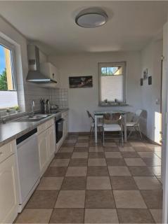 Casa Nella - Komfortables Einzelhaus mit Garten - Halstenbek - 8