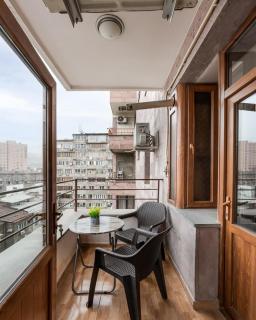 Sunny & Comfort! 2BD New Renovated! City Center - 4