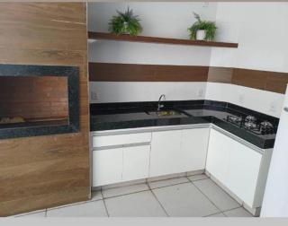 Casa com piscina 2 suítes - 4