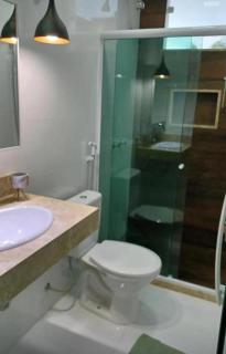 Casa com piscina 2 suítes - 1