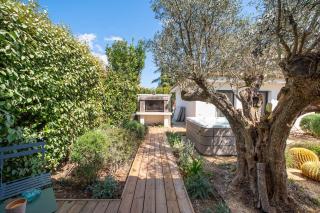 Bali Spa Suite, jacuzzi and quietude - 7