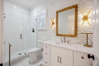 WW2204: 2204 Waterway Blvd. - 5