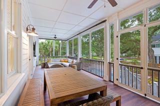 WW2204: 2204 Waterway Blvd. - 4