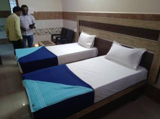 VIJETHA GRAND LoDGE -  - 5