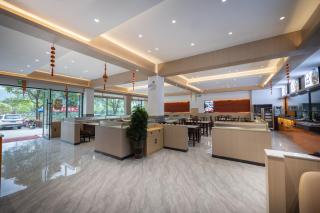 铂曼智慧酒店-Near the east gate of the Forest Park, about a 10-minute walk-There is a beautiful small river at the entrance-offers free self-service laundry and Attraction Tickets Serivce in advance - 6