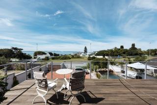 Whale Away Guest House - 8