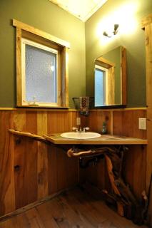 Remarkable Environmentally-Friendly Cabin in Secluded Woodlands near Pacific Ocean, Oregon - 8