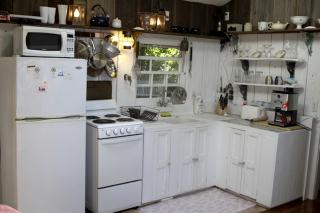 Charming Cottage Rental on a Private Beach in Cape Cod, Massachusetts - 8