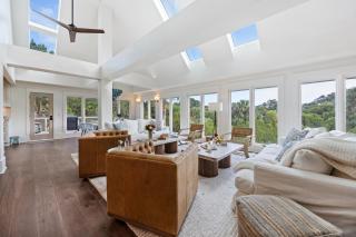 SV3553: 3553 Seaview Drive - 6