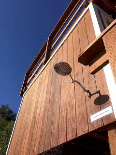 Amazing Sunrise at Coastal Luxury Cabin Rental on Herron Island with Fire Pit and Paddle Boarding near Olympia, Washington - 6