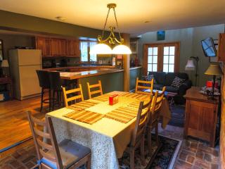 Five-Story Vacation Rental near Stowe Mountain and Smugglers' Notch Ski Resorts, Vermont -  - 3
