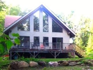 Beautiful Two-Bedroom Cabin Rental Set in the Forests of the Berkshires, Massachusetts - 6