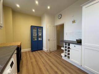 The Manor Retreat - 4