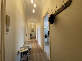 The Manor Retreat - 5