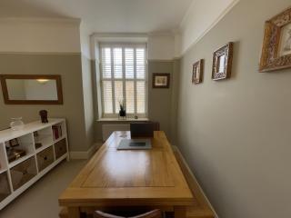 The Manor Retreat - 9