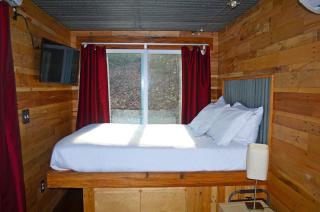 Eco Cabin Rentals in the Chattahoochee Forest of North Georgia - 9